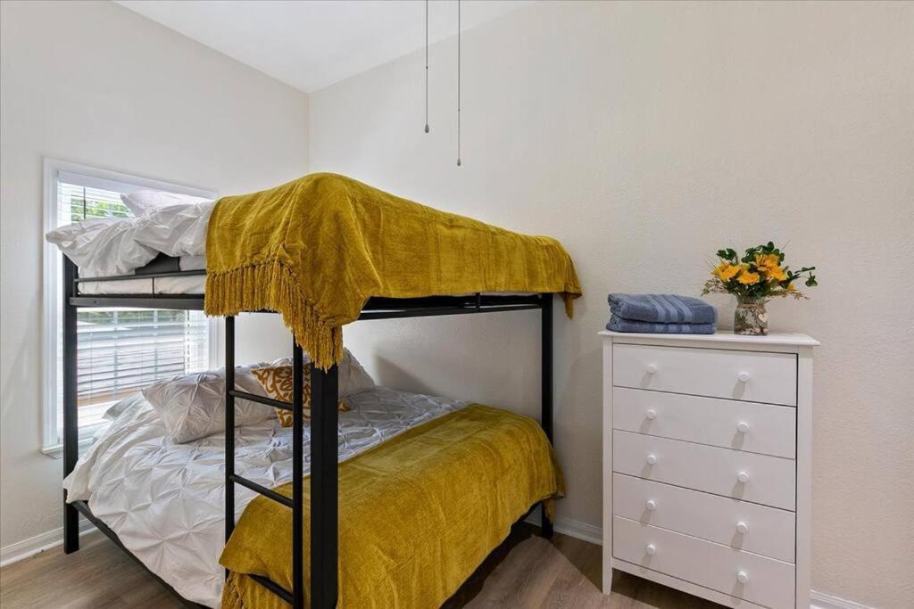 Lucky House - Tranquility In The Middle Of Houston - Tv In Every Room - 300 M2 외부 사진