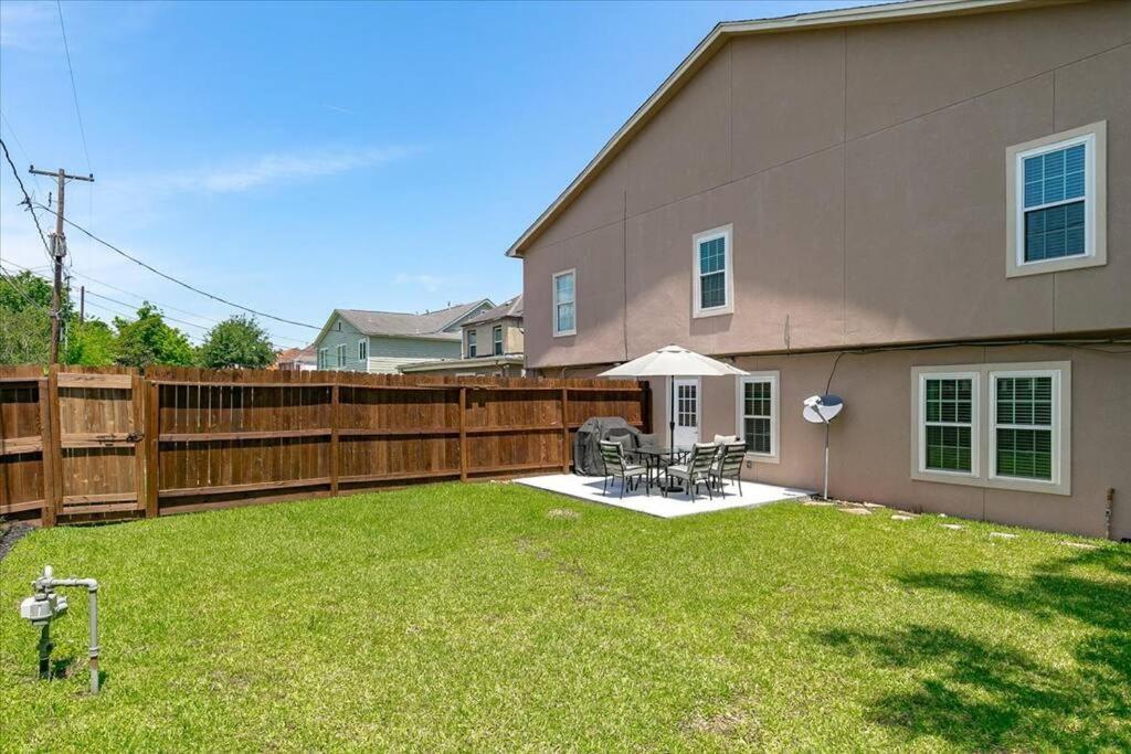 Lucky House - Tranquility In The Middle Of Houston - Tv In Every Room - 300 M2 외부 사진