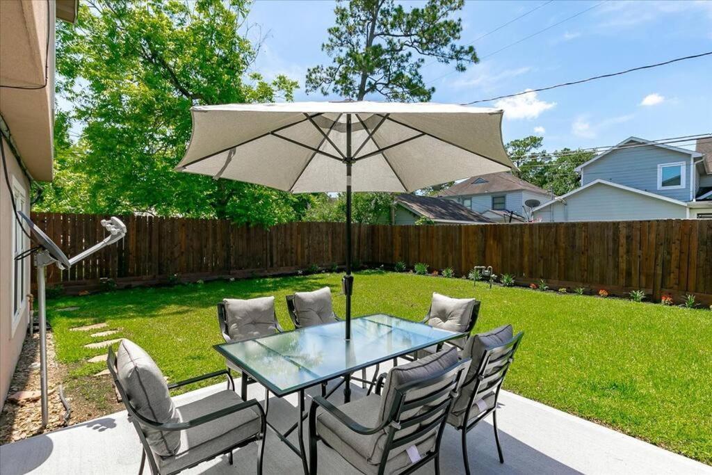 Lucky House - Tranquility In The Middle Of Houston - Tv In Every Room - 300 M2 외부 사진