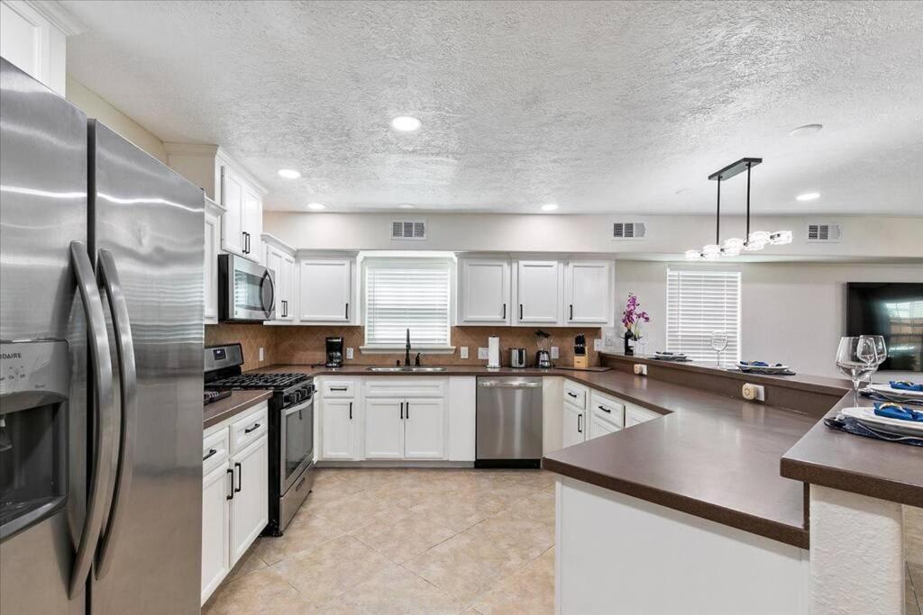 Lucky House - Tranquility In The Middle Of Houston - Tv In Every Room - 300 M2 외부 사진