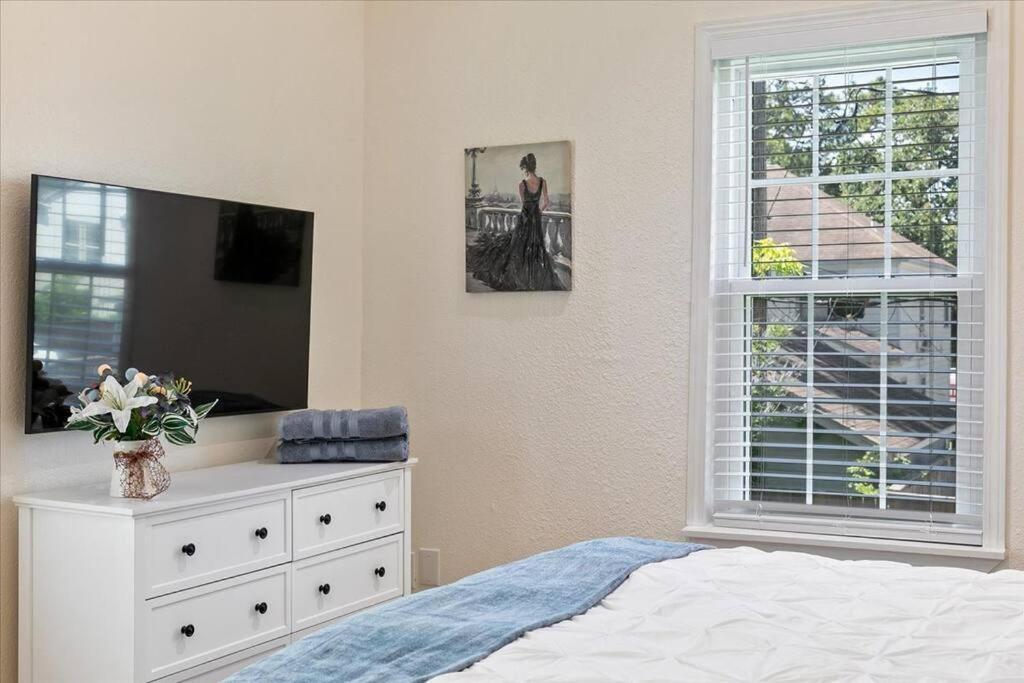 Lucky House - Tranquility In The Middle Of Houston - Tv In Every Room - 300 M2 외부 사진